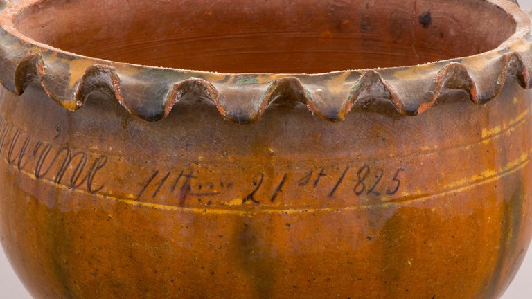 A Flowerpot with a Family History? - Colonial Williamsburg