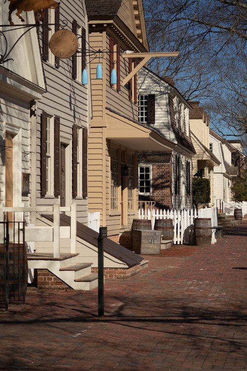 Holt’s Storehouse and neighboring shops.