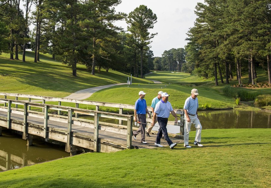Gold Course #16 Players on Bridge1 (2)