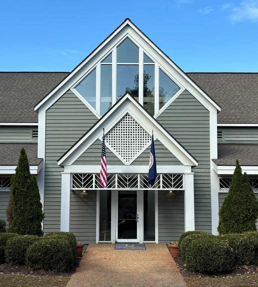 Green Course Clubhouse Entrance