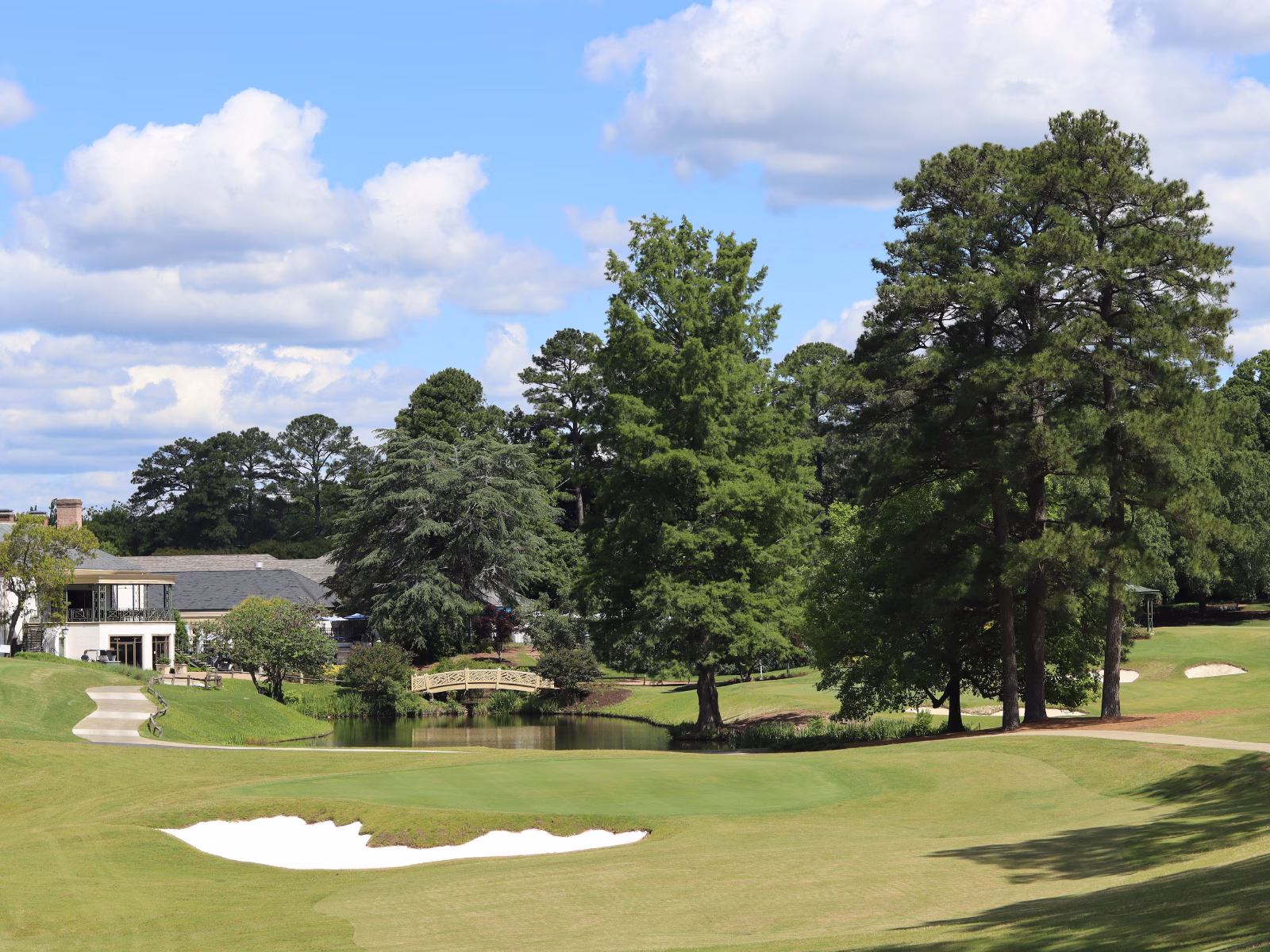 The Shoe - Hole 9, Bunker, Green, Clubhouse [wide]