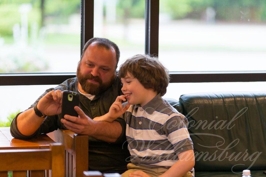 Using Wi-Fi at the Woodlands Hotel