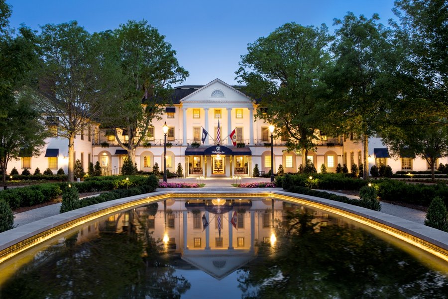 Williamsburg Inn (Front & Reflection Pool - Sunset)