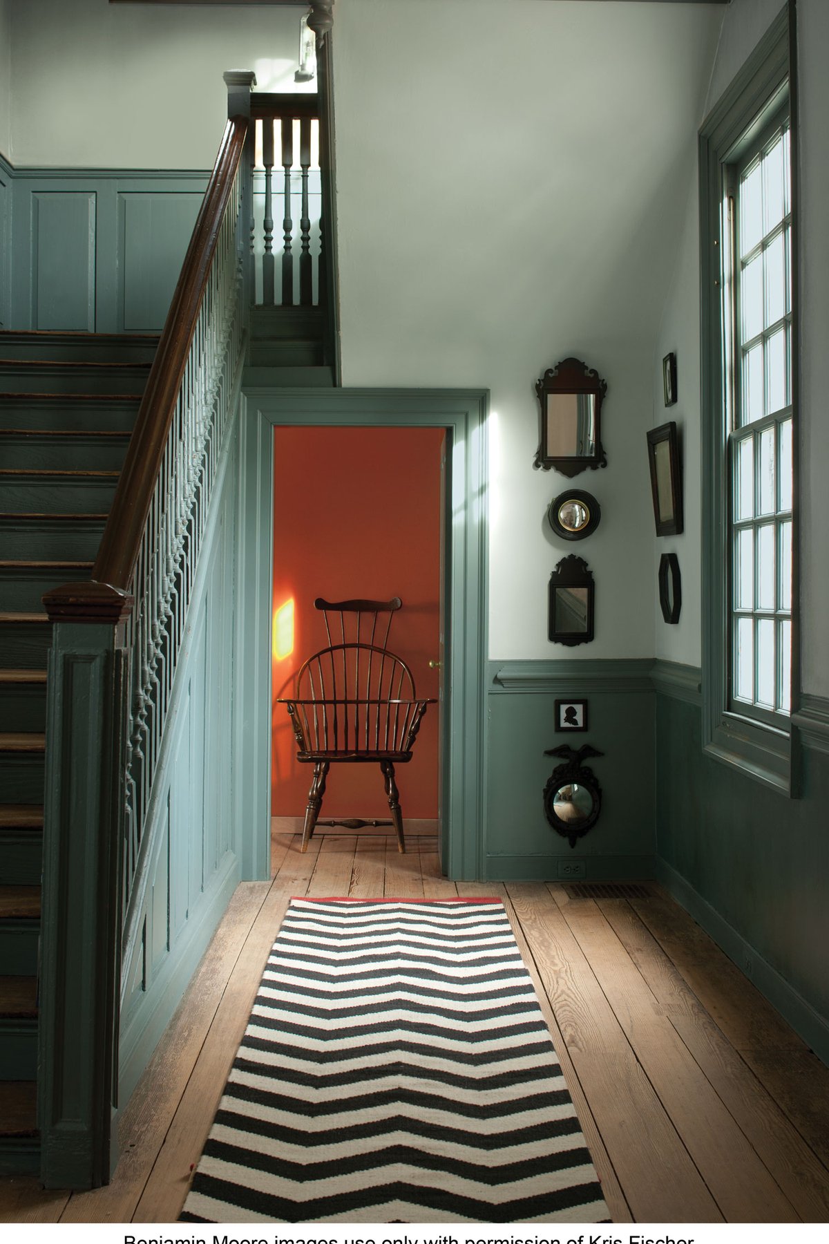 Williamsburg_staircase_hirez