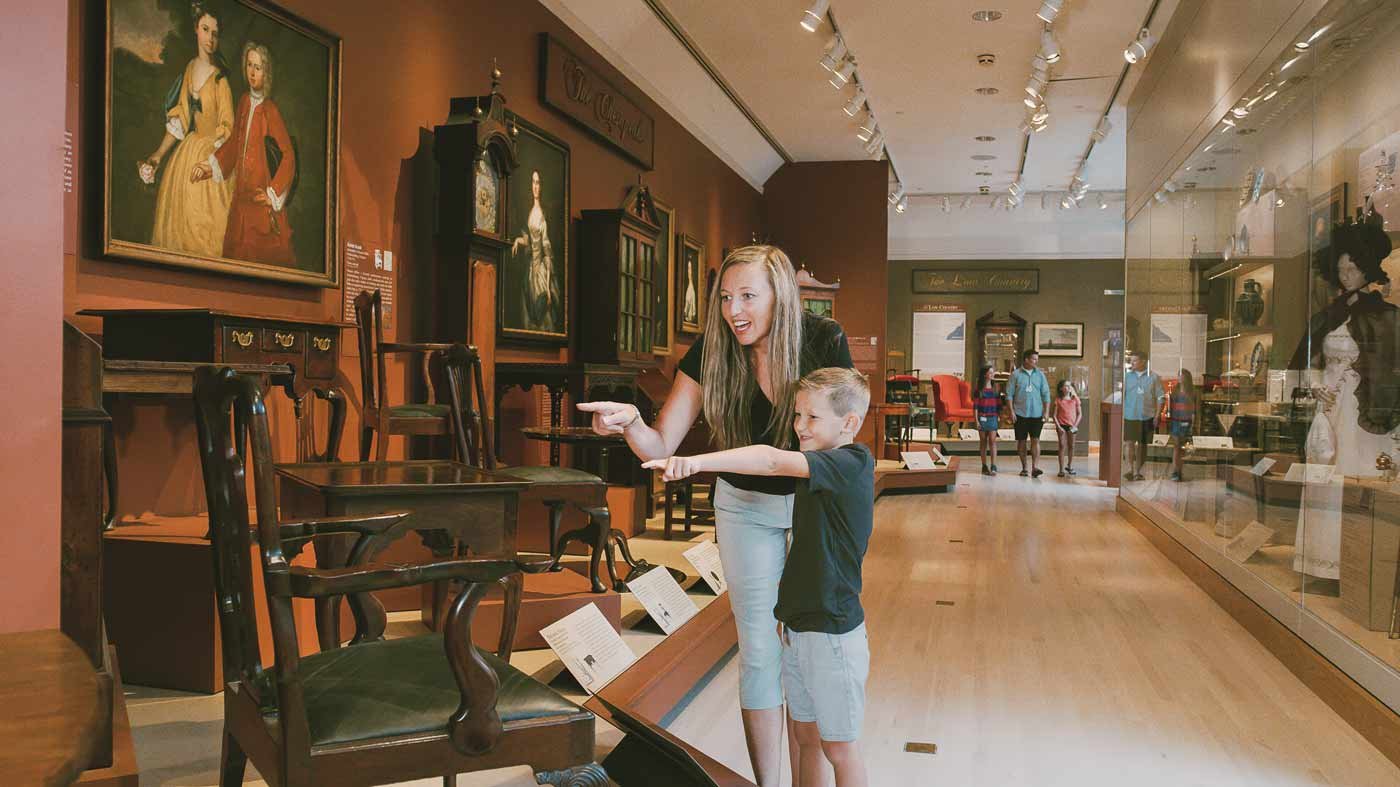 dewitt-art-museum-family-2019