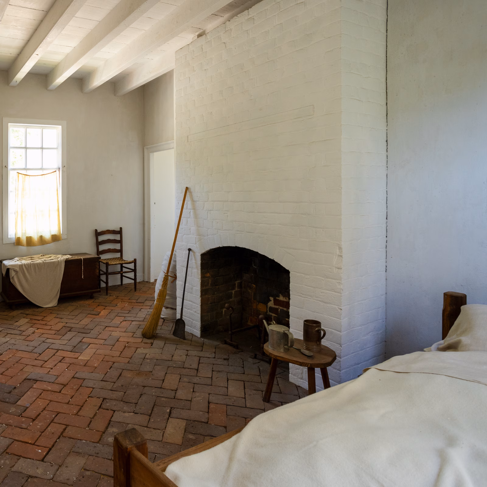 Enslaved quarters in a room behind the Wythe kitchen.