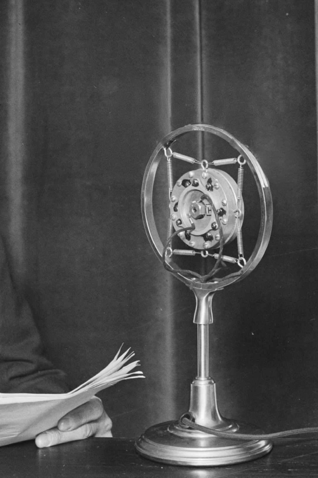 microphone-ems-9x16-main.original.jpg