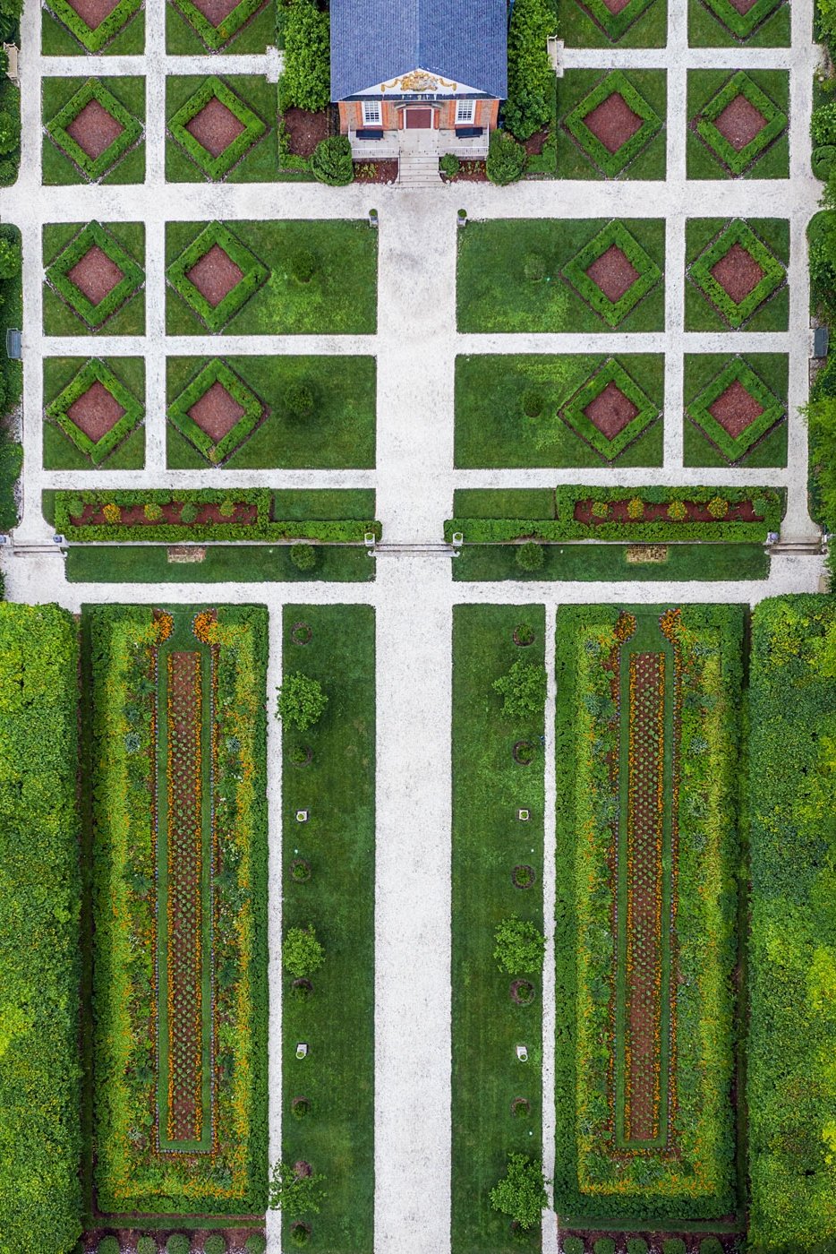 palace_gardens_aerial