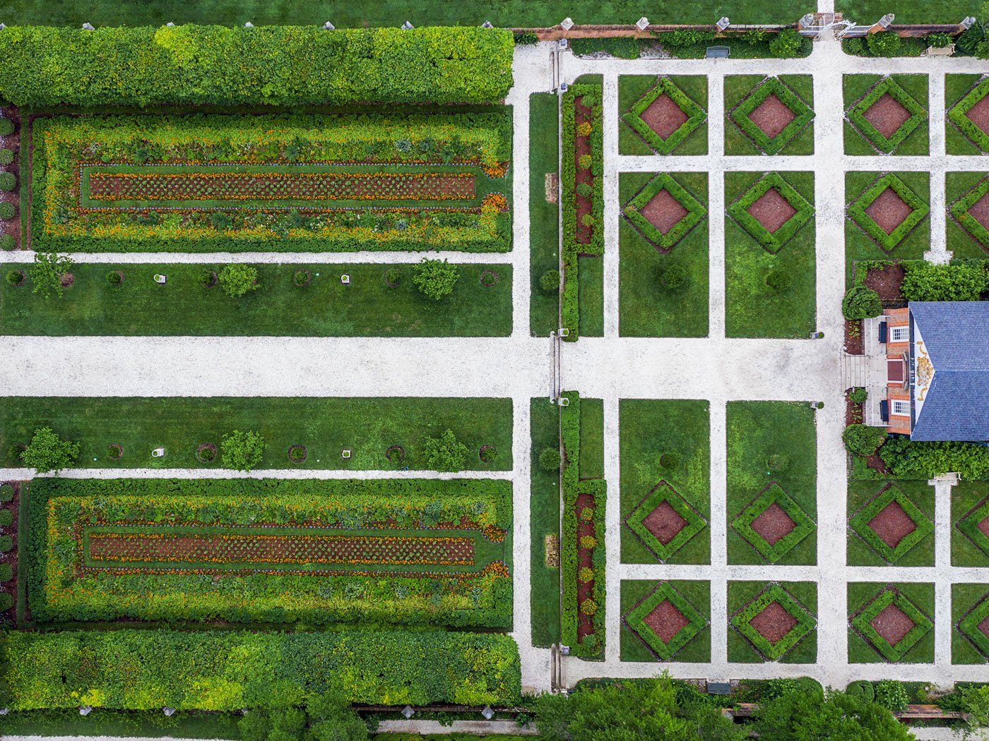 palace_gardens_aerial (1)