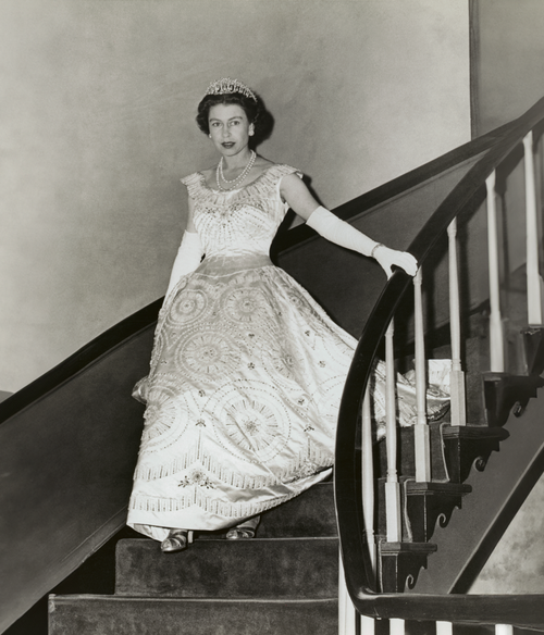 queen staircase wide