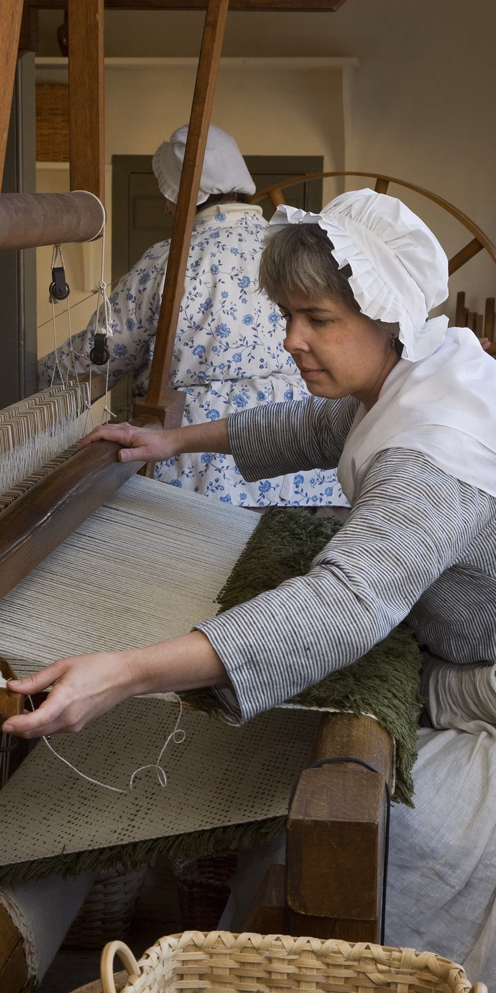 weaver-making-cloth-main.original.jpg